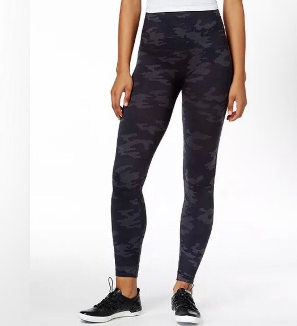 SPANX Look At Me Now Black Camo Seamless High Rise Leggings M
